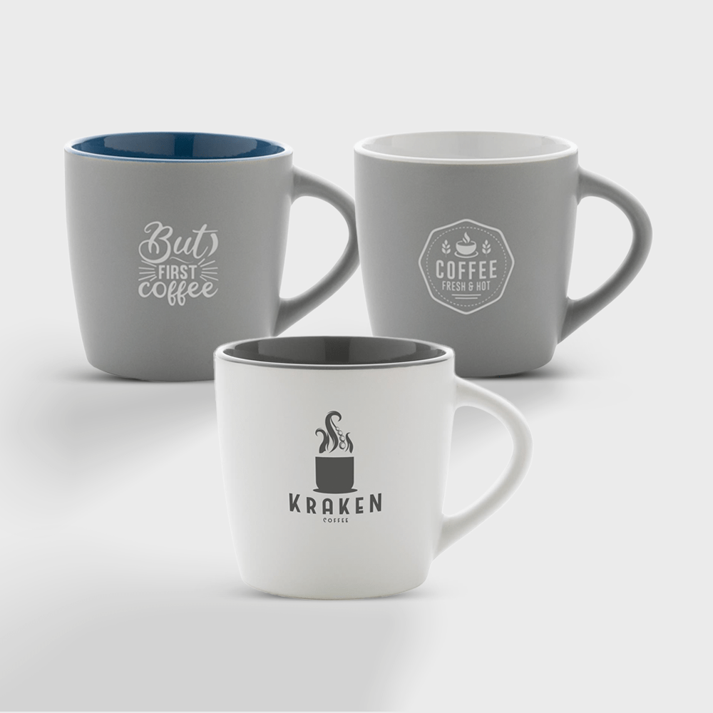 Mug en céramique avec intérieur coloré